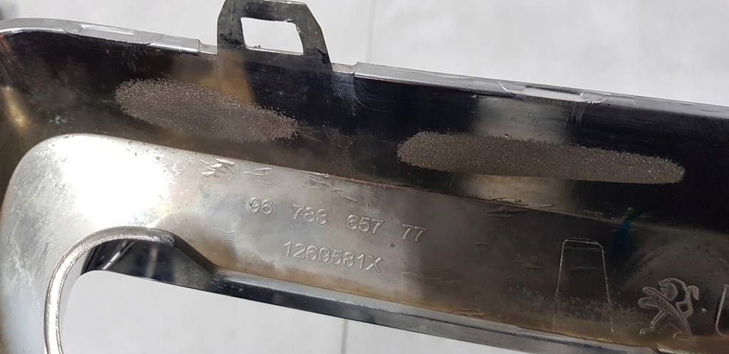 фото №11, Peugeot 2008 i молдинг хром рамка бампера перед 9678365777