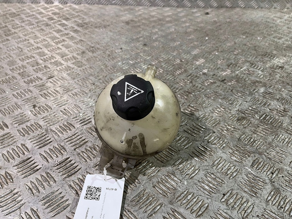 фото №7, Land rover evoque ii 2019 бак расширительный охлаждающая жидкость