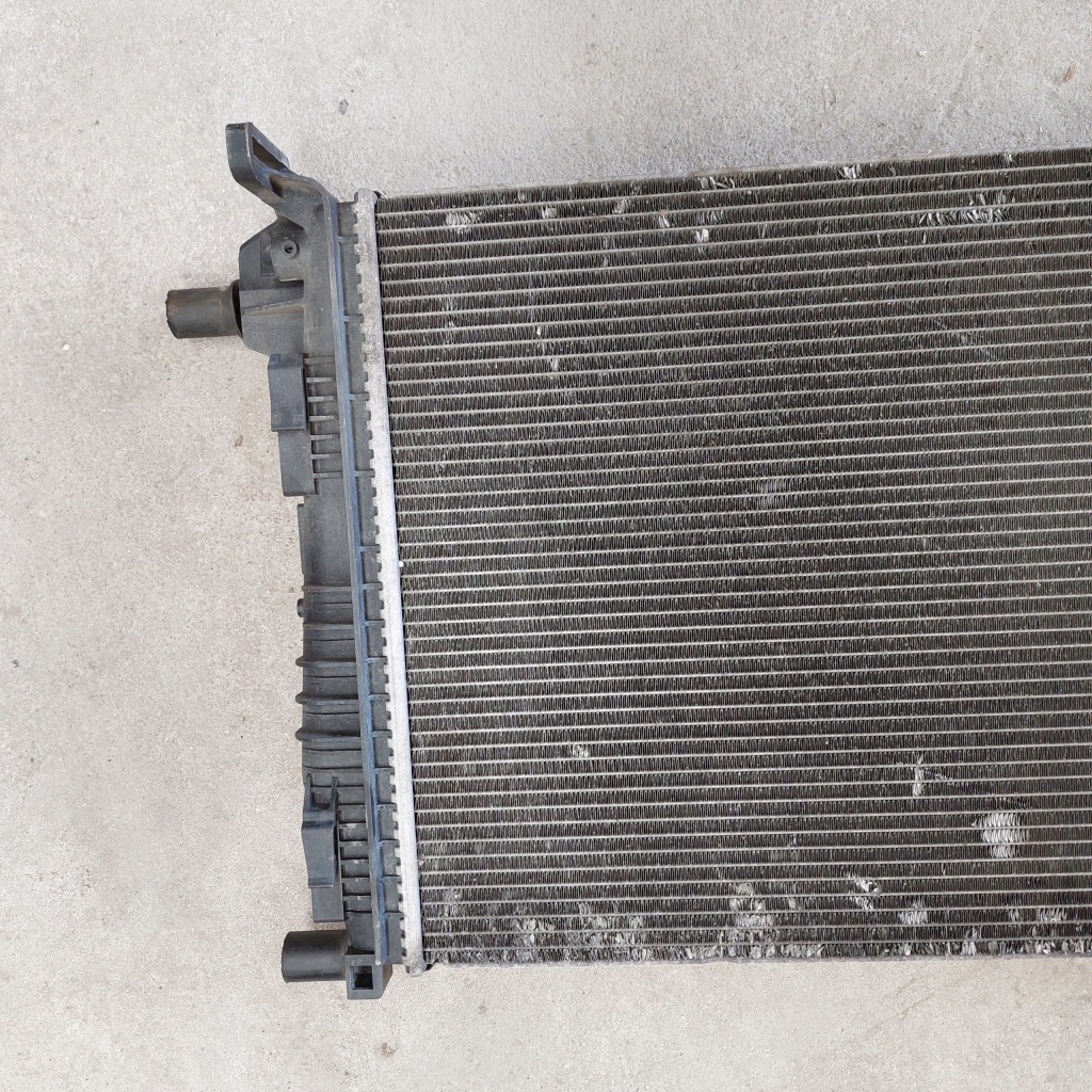 фото №9, Renault scenic 3 iii 1,4 радиатор воды m135272 214100002r