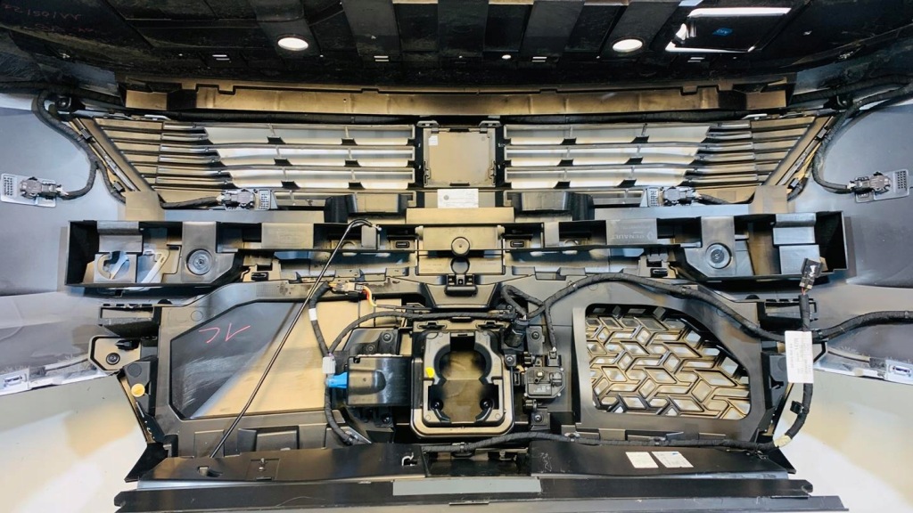 Бампер перед nissan townstar ev електрик Недорого