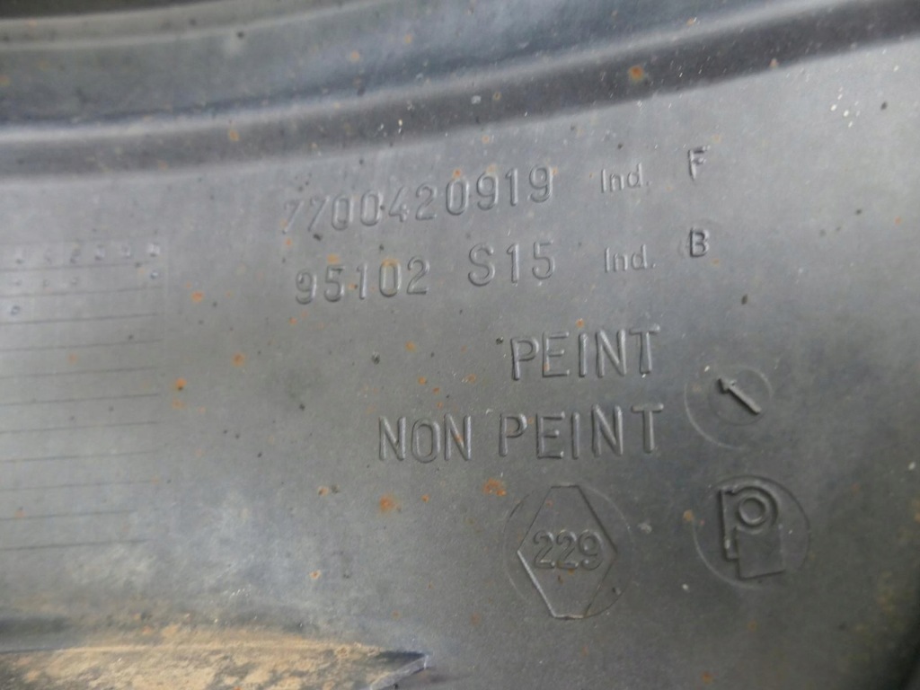 фото №10, Renault twingo i lift бампер задня задній