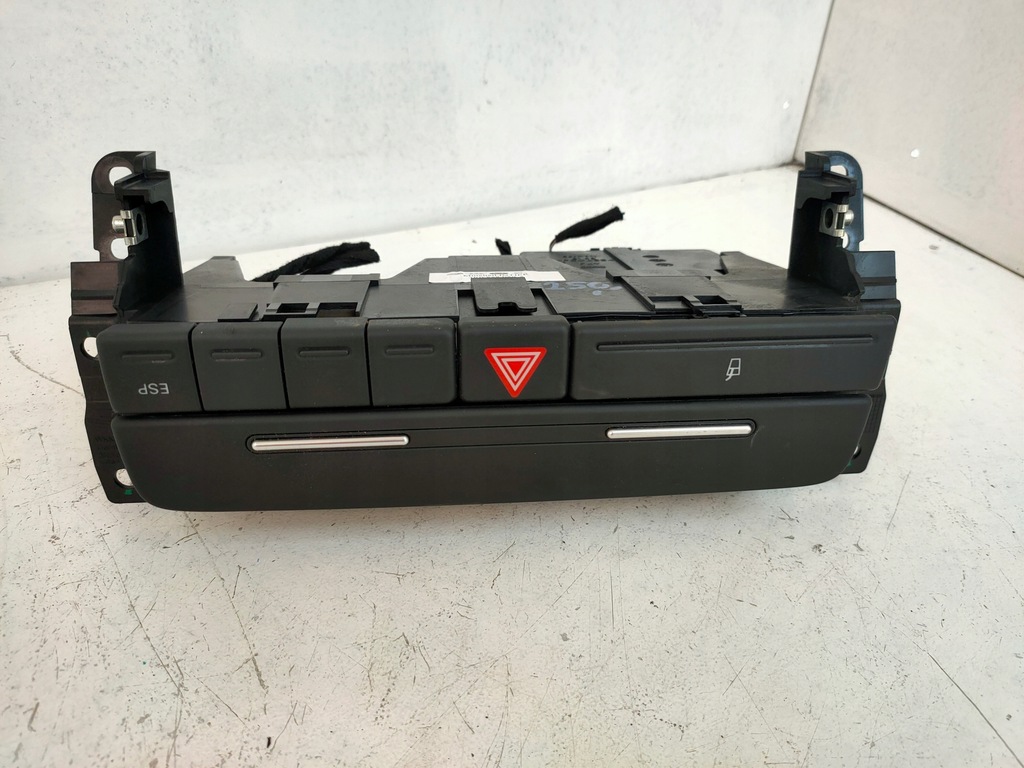 фото №1, Рамка opbudowa перемикач seat exeo 3r0858089a