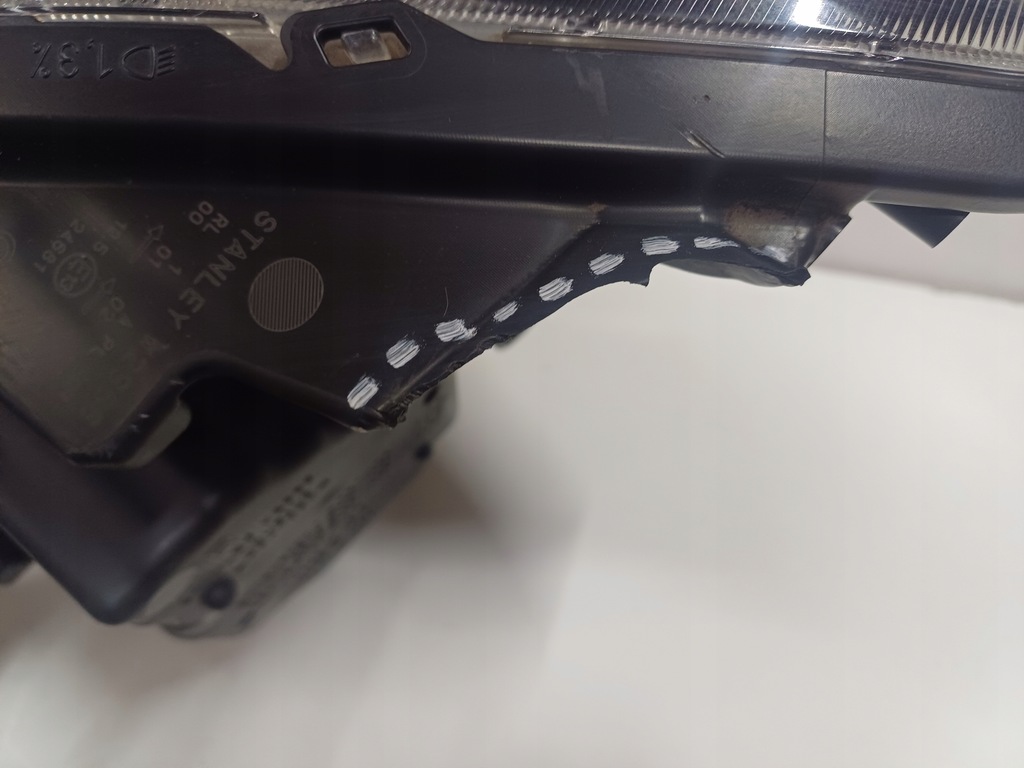 фото №11, Лампа правий перед suzuki swift mk8 full led europa