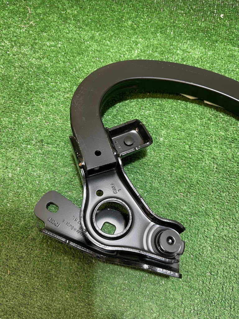 Петля кришки багажника лівий porsche taycan 9j1 19- Недорого