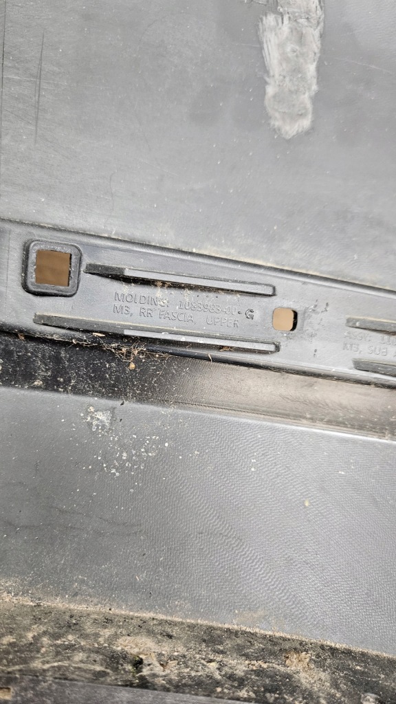 фото №12, Бампер задня задній tesla model 3 1083983-00-g