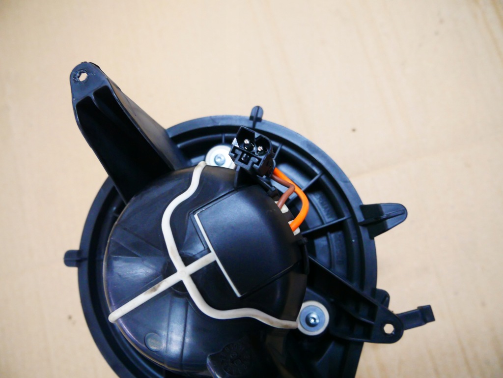 фото №3, Mini r56 r57 r58 r59 r60 r61 воздуходувка вентилятор обдув europa 3422644