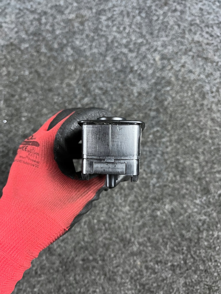 фото №10, Панель керування вікон дзеркал mercedes w245 a1698206910