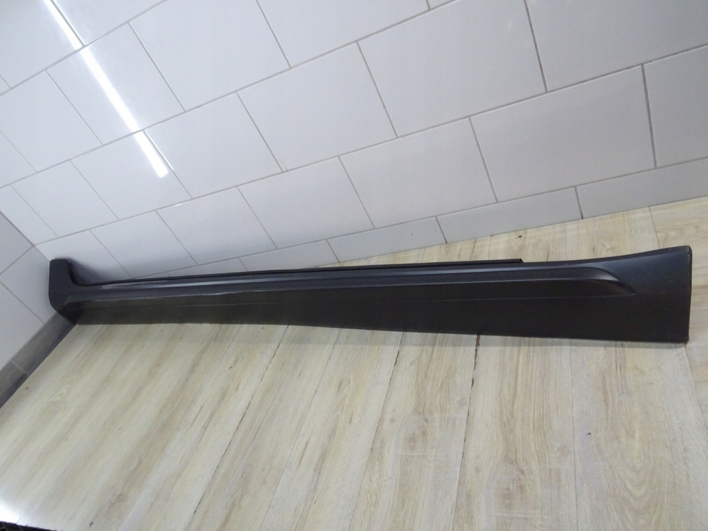 фото №1, Volvo v90 ii молдинг накладка порог правая 31386144