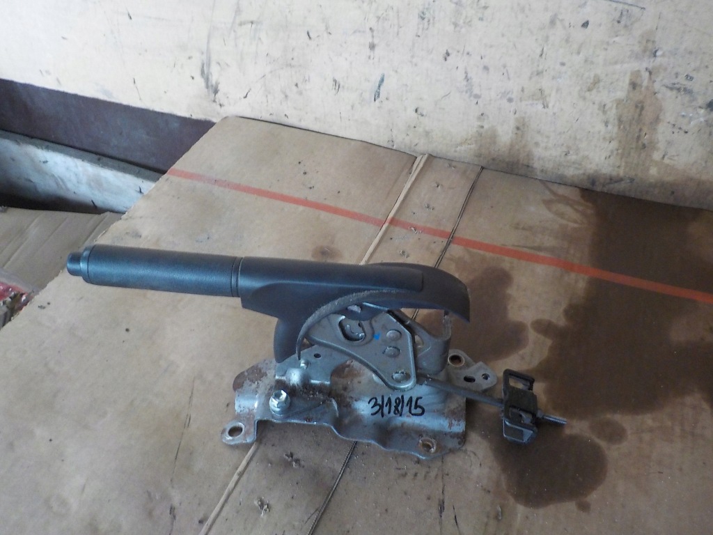 фото №1, Рычаг тормоза ручного yaris ii