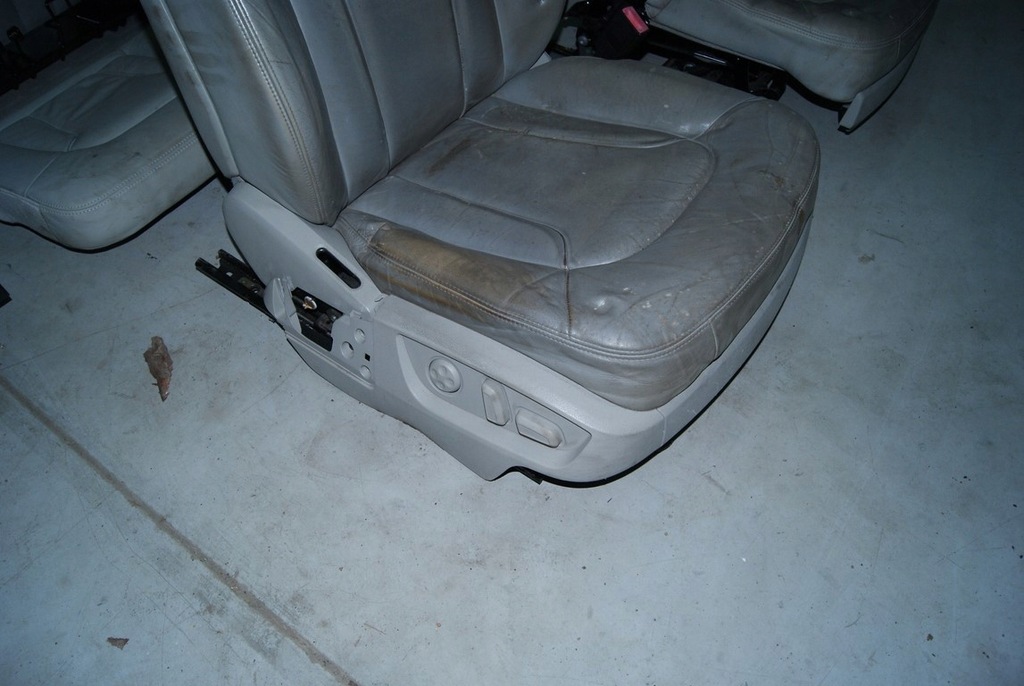 фото №10, Audi q7 4l сиденья заднее сиденье обивка сиденья сиденье левый правый