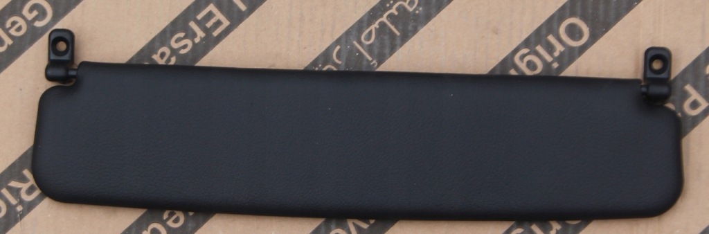 Козирок p./słoneczny alfa romeo spider ліва 156086099 Доставка