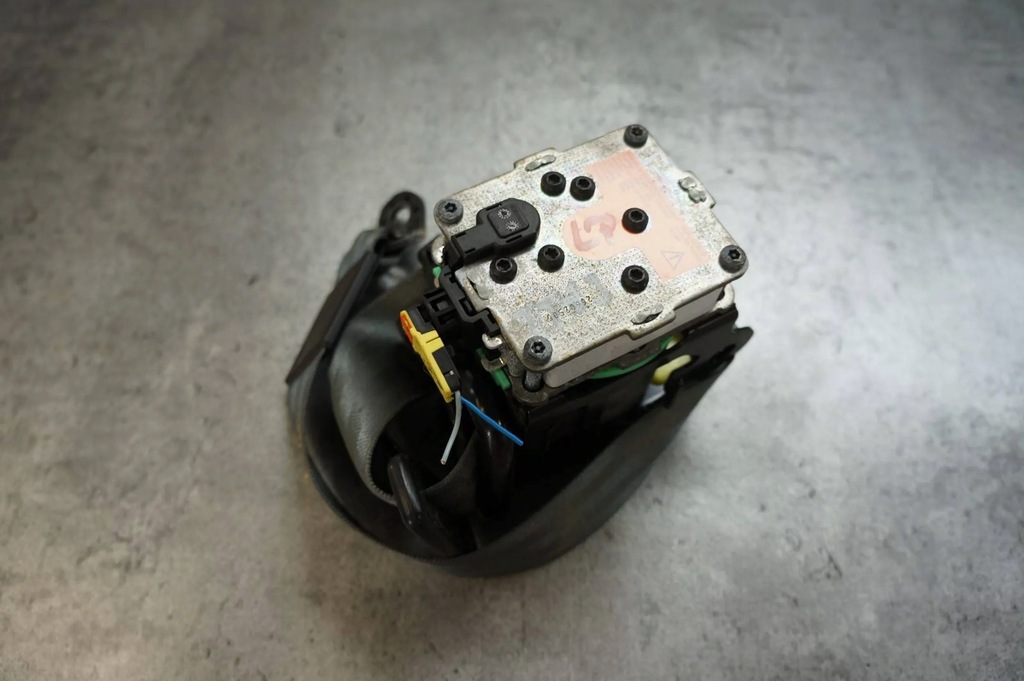 фото №1, Pas безопасности левый audi tt 8j 8j8857705