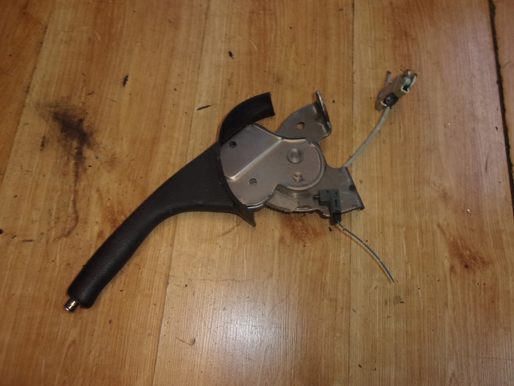 фото №1, Toyota corolla verso ii рычаг тормоза ручного