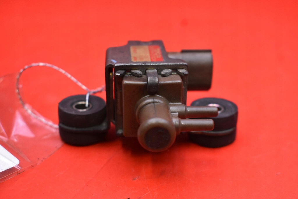 Клапан вакууму 25819-27020 toyota corolla e12 2.0 d-4d 90 km 00-08 Зі Шроту