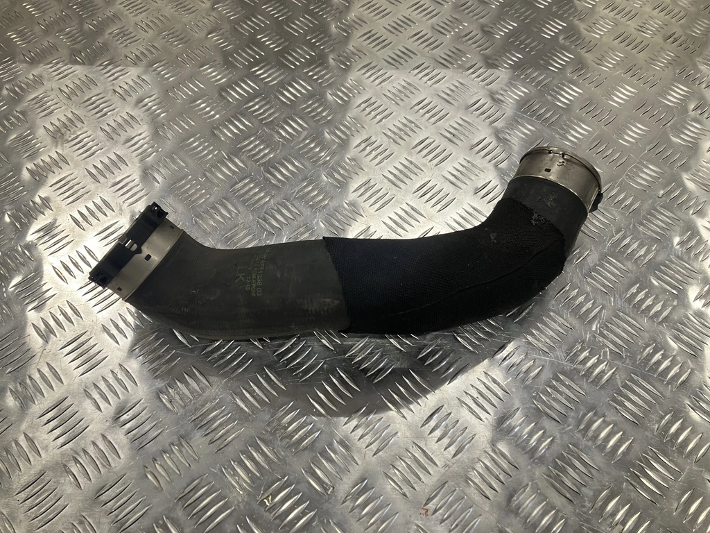 фото №1, Шланг труба воздуха bmw x1 f48 2.0 d 8511338