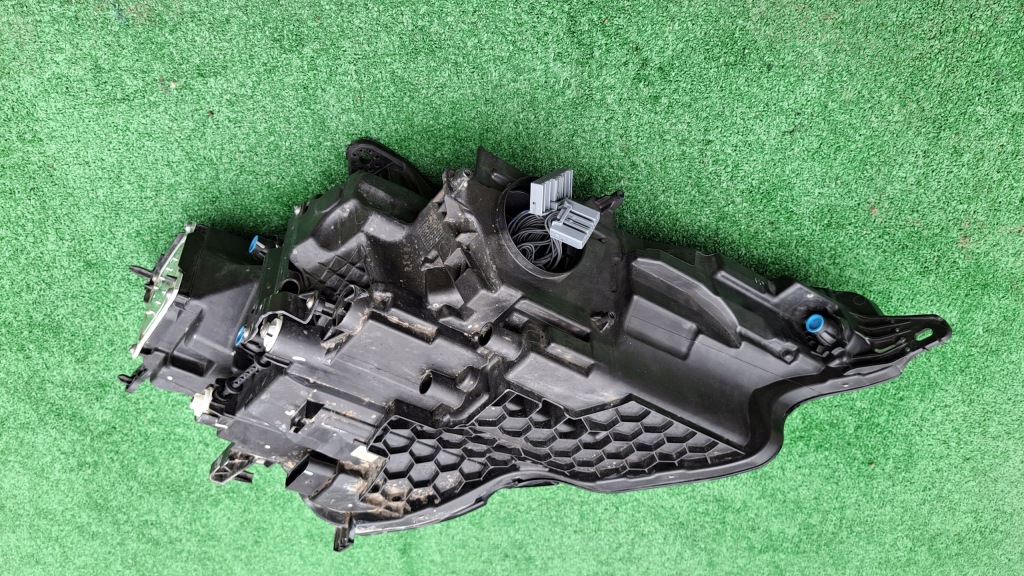 Volvo s60 v60 2 2 full led фара передня Оригінал