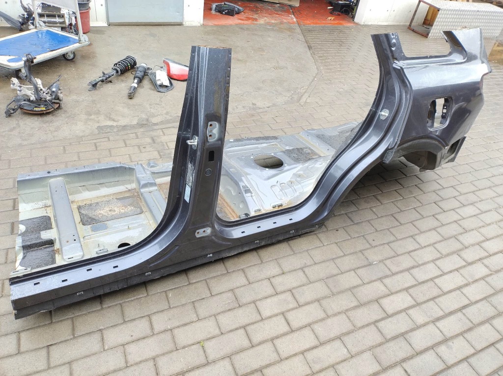 Купить Kia sorento 3 четверть левый  задняя порог giełda