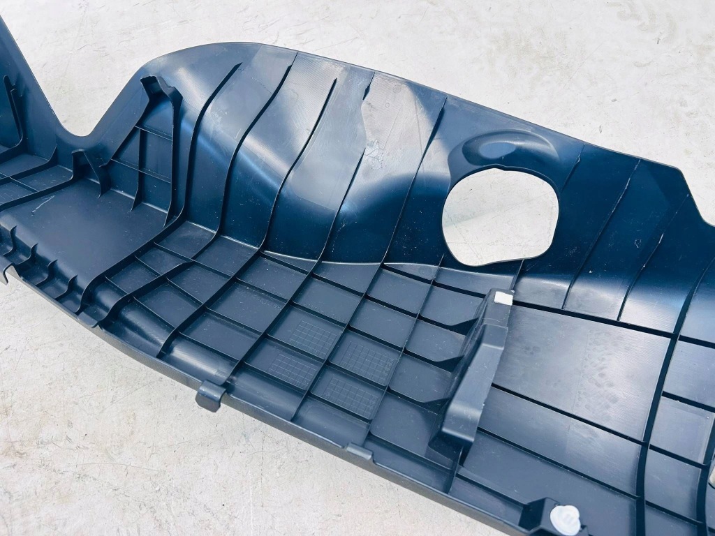 Corolla cross накладка стійка поперечина бокове  сидіння ліва подряпини 62552-16110 Доставка