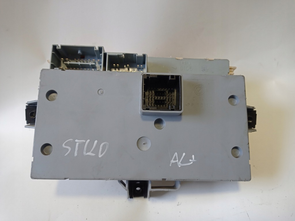 фото №7, Коробка предохранителей fiat stilo 46797600