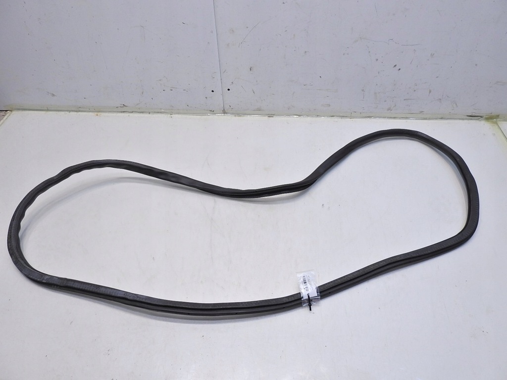 фото №6, Прокладка дверь правый задняя audi a4 b7 avant