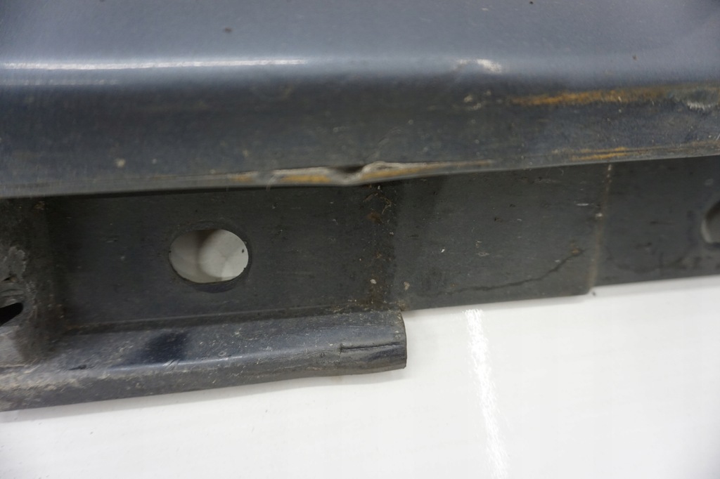 фото №6, Toyota avensis t27 молдинг порог правая 8u5