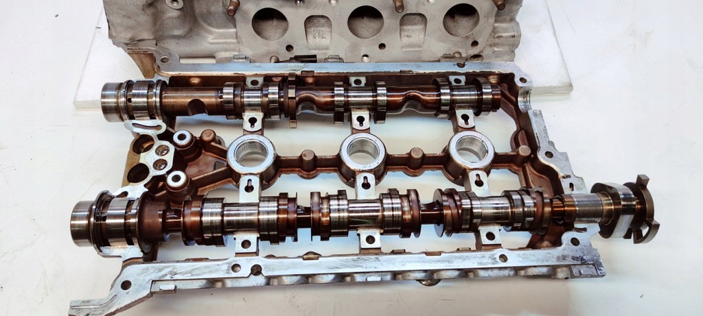 фото №9, Головка комплектна audi a5 a5 a6 c7 a7 2.8 3.2 fsi 06e103404a