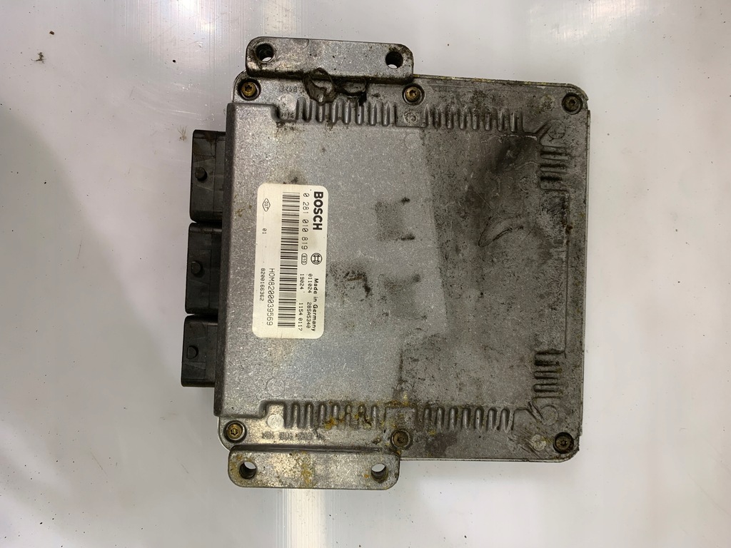 фото №1, Бортовий комп'ютер двигуна renault 0281010819 8200039569