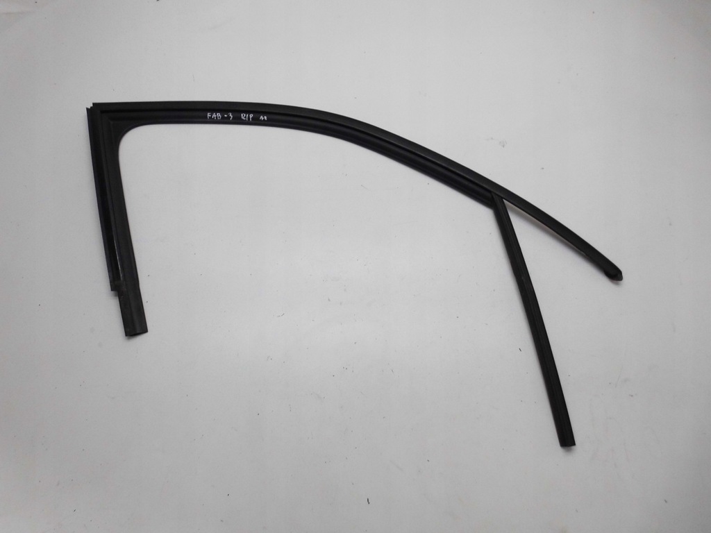 фото №1, Прокладка рамки дверь 6v0837432h skoda fabia iii правая передняя оригинал