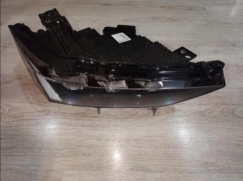 фото №1, Лампа передняя перед citroen ds4 crosback matrix