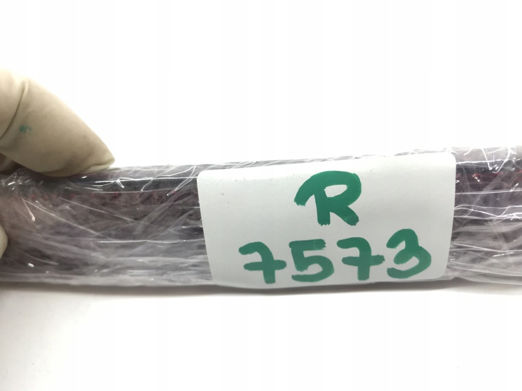 фото №8, Tesla 3 отражатель бампера правый задняя 1077407-00-f