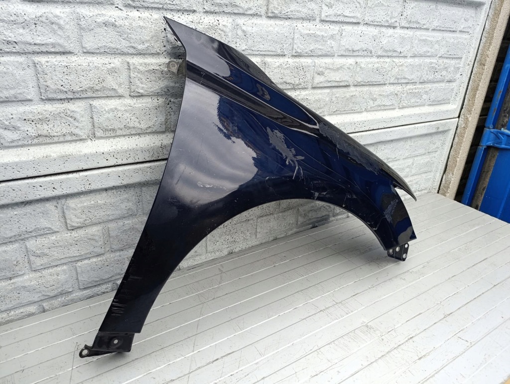 фото №3, Lexus ct 200h 10-22 крыло правый перед оригинал