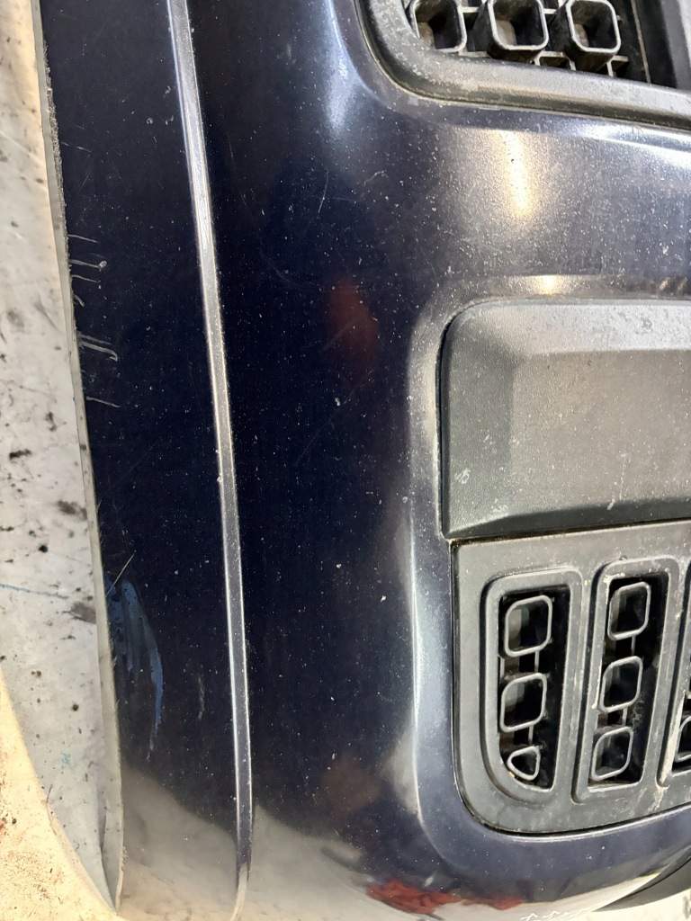 Бампер передні  ford fusion рестайлінг  k:84 Зі Шроту