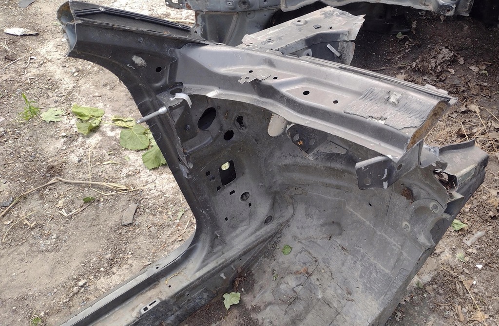 фото №8, Audi a6 4g чверть передня перед ліва поріг