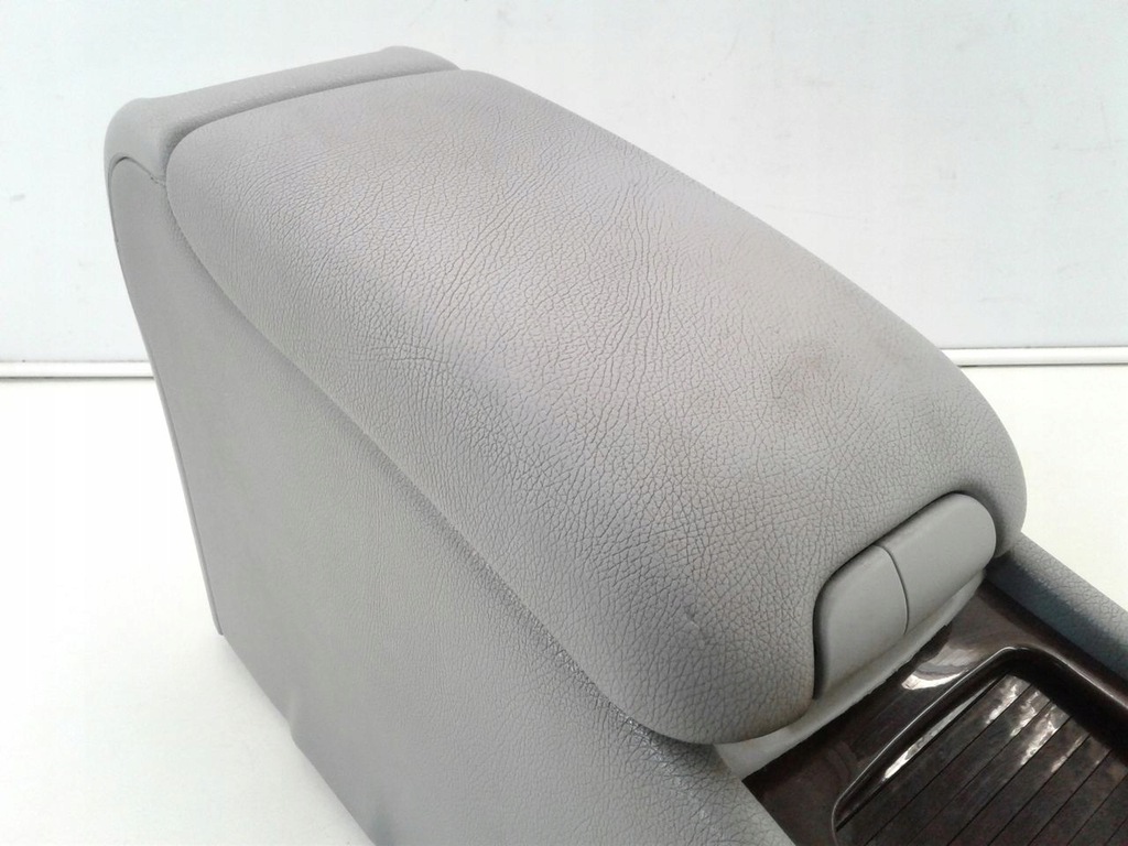 фото №10, Подлокотник кожа кожаный mercedes w203