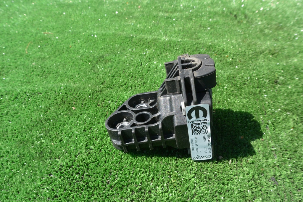 фото №1, Кронштейн радиатора правое alfa romeo stelvio