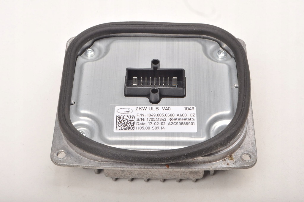 фото №1, Volvo v40 ii модуль led 1049.005.0680