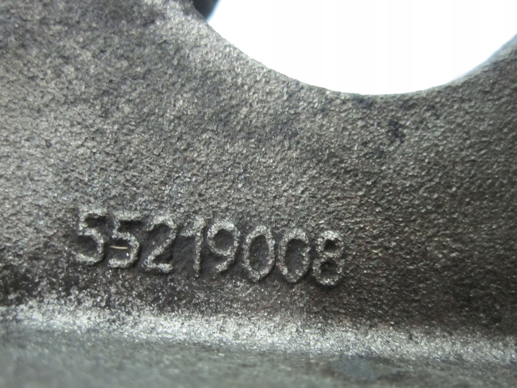 фото №6, Combo 1.3 cdti 263a2000 90km 13r кронштейн двигателя 55219008