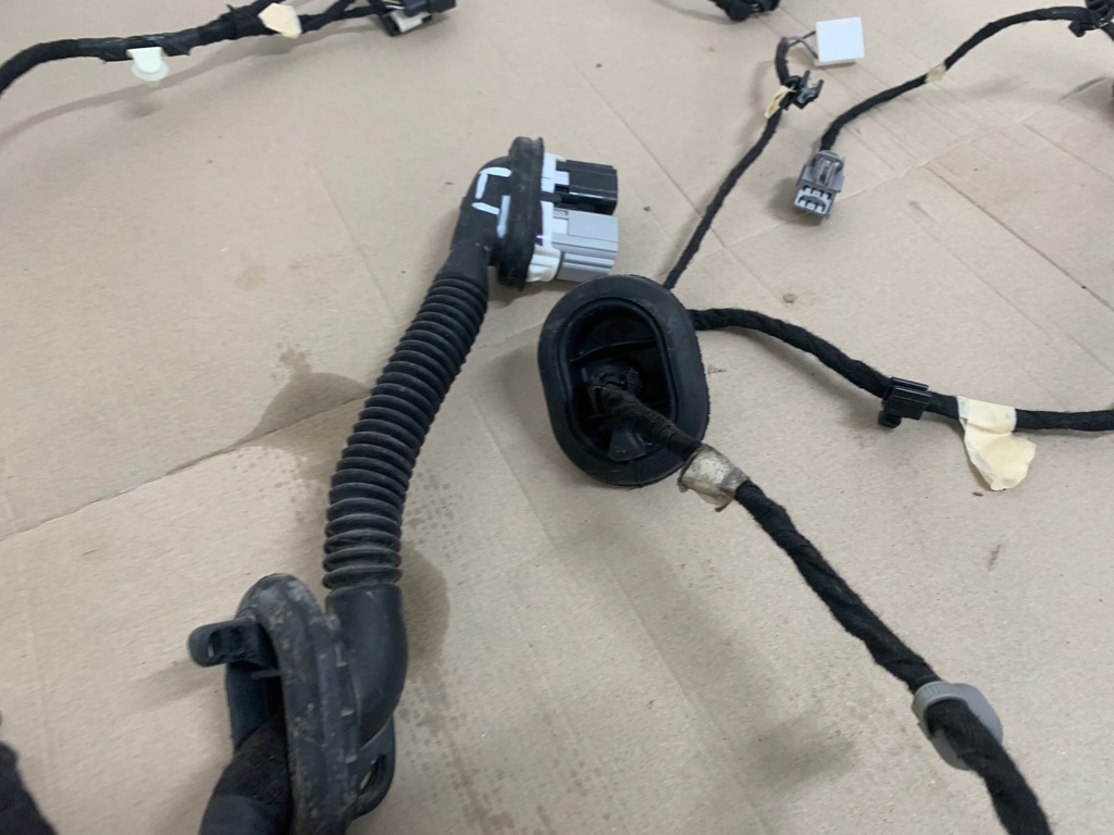 фото №9, Ford mustang mach-e rwd 75.7kwh жгут электропроводка дверь левый задняя оригинал