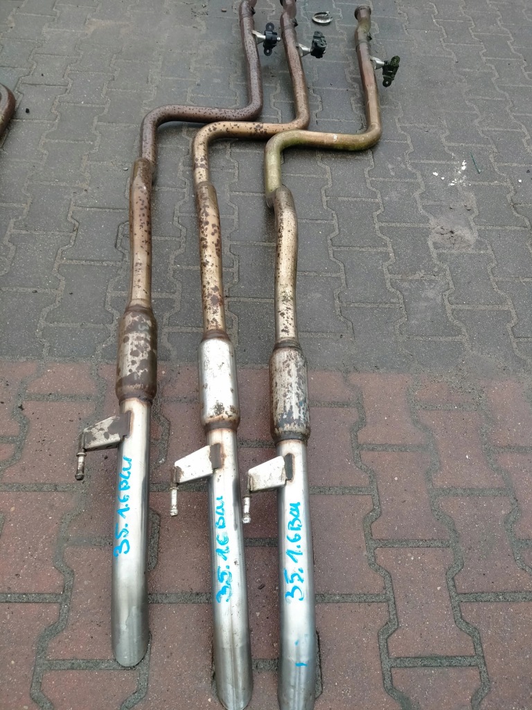 фото №1, Peugeot 308 t9 1.6 blue hdi гасник труба