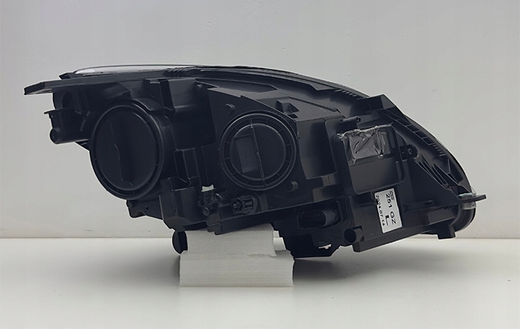 фото №13, Набор фары автомобильных led do mercedesa benz класса r w251 maybach 2010-2017