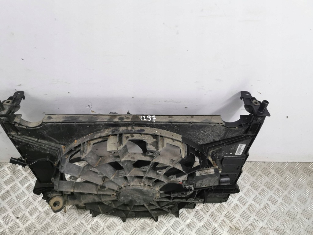 фото №8, Jaguar f-pace 2017 вентилятор радіатора