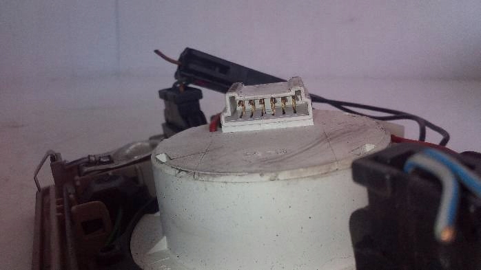 фото №8, Лампа внутренняя audi a6 c5