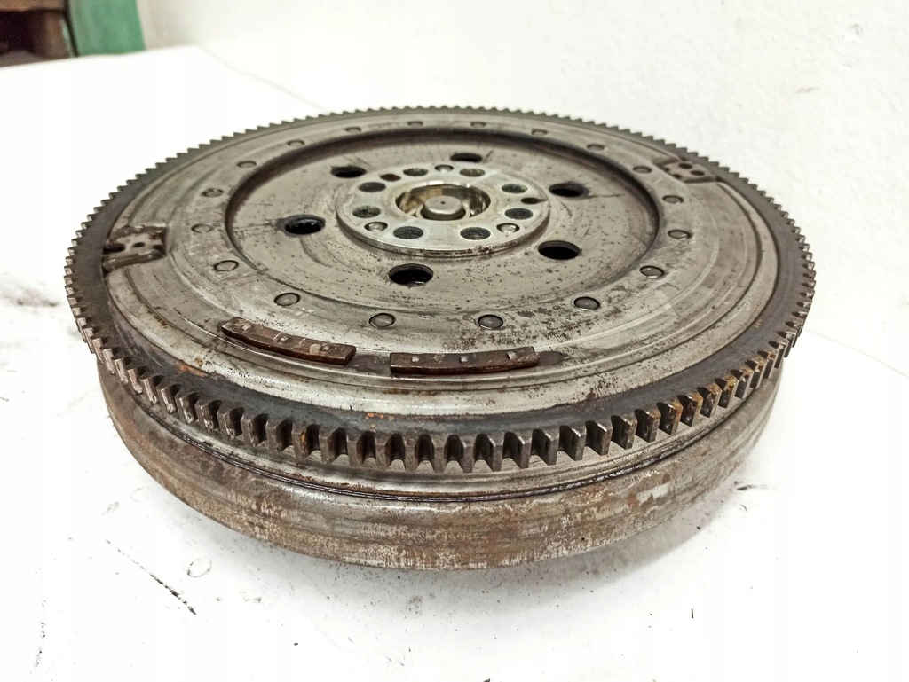 фото №7, Bmw 3 e92 e93 2010 комплекти зчеплення