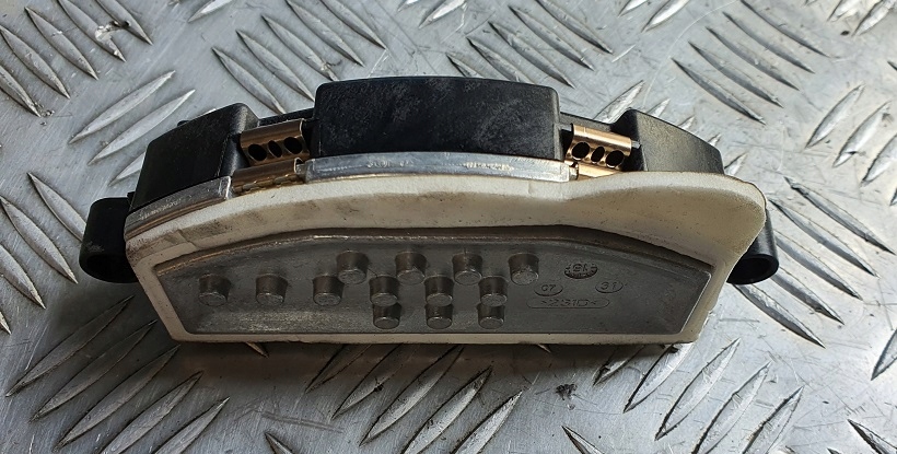 фото №1, Jeep grand cherokee wk2 резистор резистор вентилятор