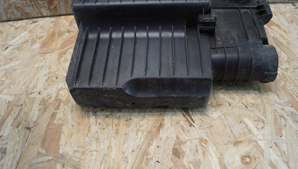 фото №7, Корпус фильтра воздуха peugeot 2008 i 1.2 vti 9826454780