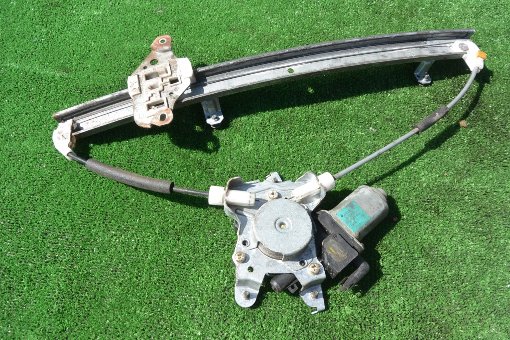 фото №5, Подъемник стекло правый перед nissan maxima a33 qx