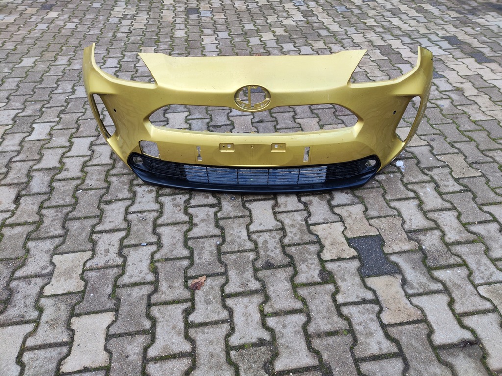 фото №1, Бампер передний перед toyota yaris cross 2020- золотой