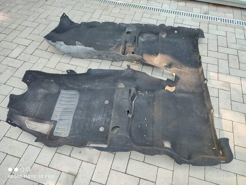 фото №1, Toyota auris ii килимок обшивка eu. 5d