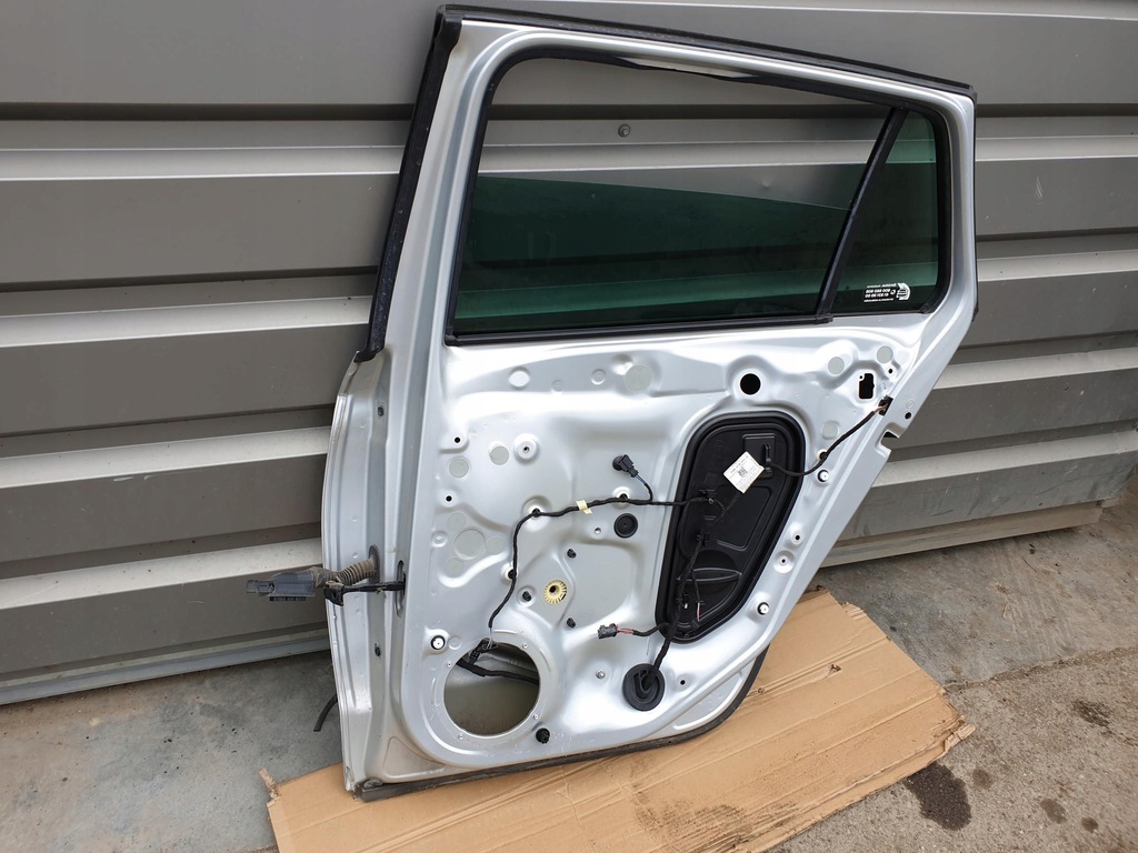 фото №7, Дверь правое задняя skoda scala