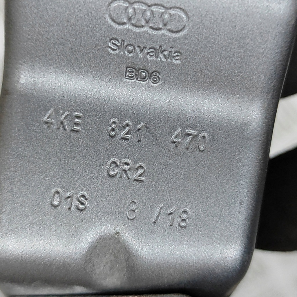 фото №8, Audi e-tron 2019 перед сторона правая кронштейн / кронштейн крыла передний